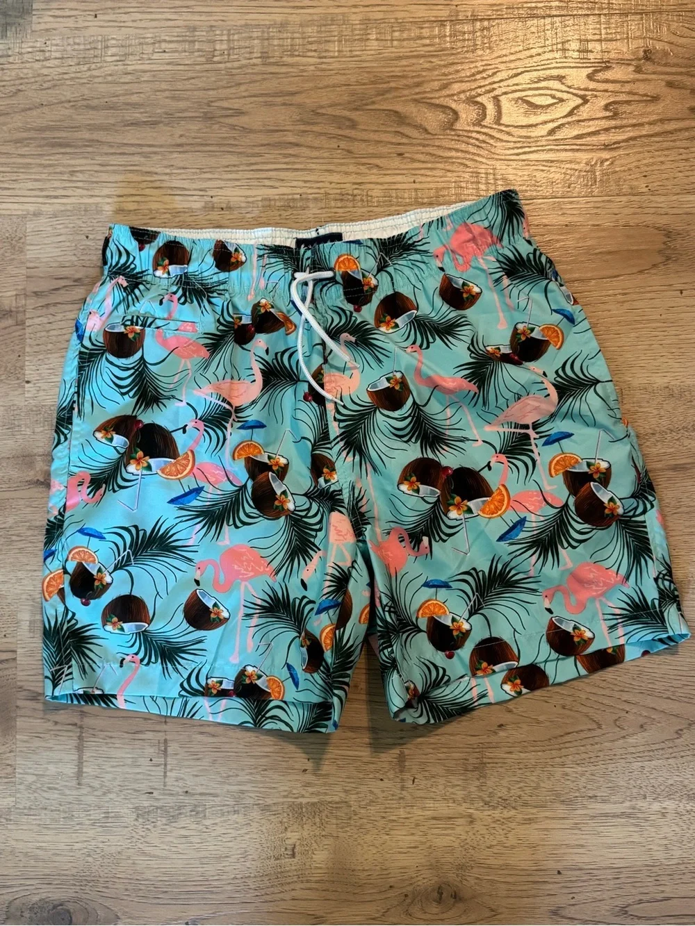 Charleston Threads Flamingo Coconut Swim Trunks Men’s Large